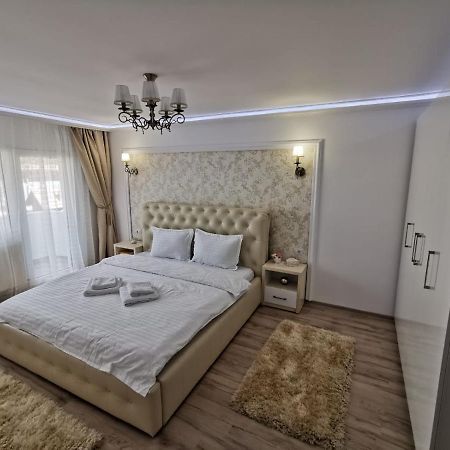 Apartament Gold Luxury Tîrgu Ocna Extérieur photo