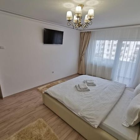 Apartament Gold Luxury Tîrgu Ocna Extérieur photo