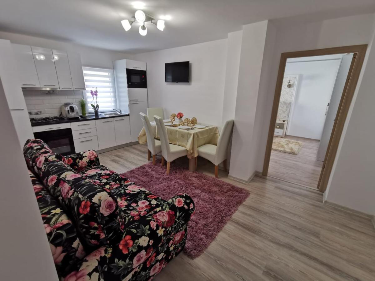 Apartament Gold Luxury Tîrgu Ocna Extérieur photo