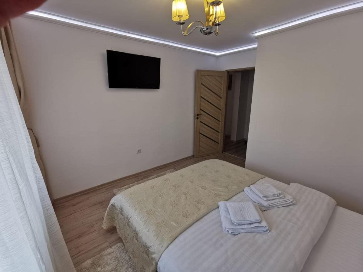 Apartament Gold Luxury Tîrgu Ocna Extérieur photo
