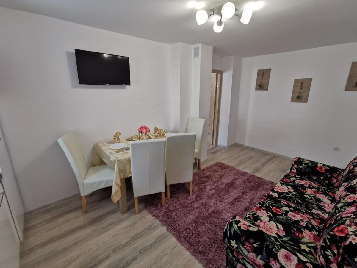 Apartament Gold Luxury Tîrgu Ocna Extérieur photo