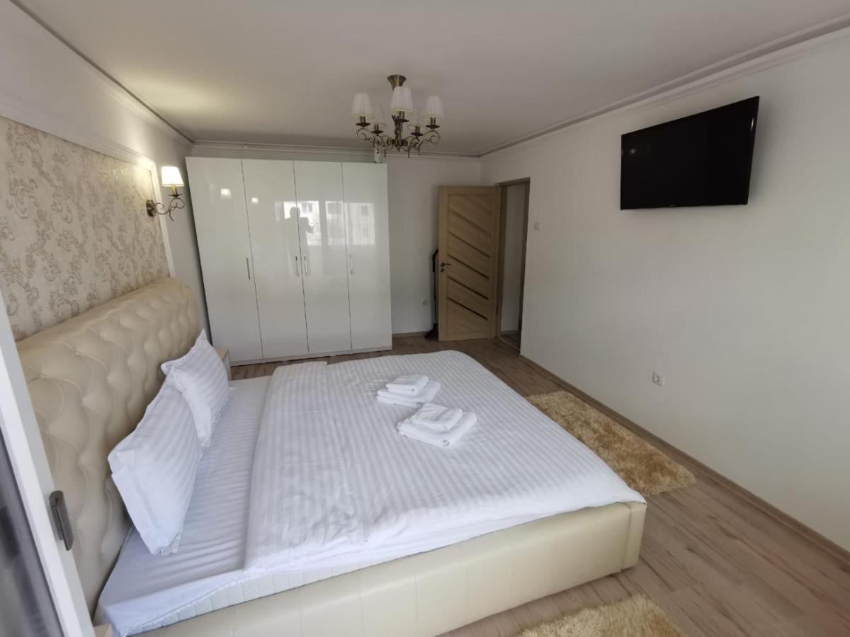 Apartament Gold Luxury Tîrgu Ocna Extérieur photo